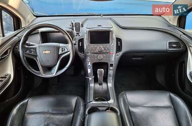 Хэтчбек Chevrolet Volt 2011 в 