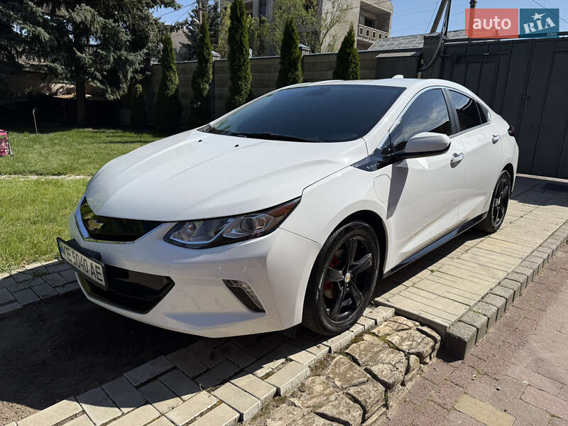 Хетчбек Chevrolet Volt 2018 в 