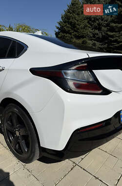 Хетчбек Chevrolet Volt 2018 в 