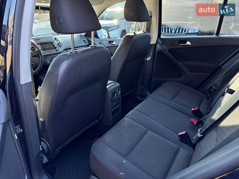Хэтчбек Chevrolet Volt 2014 в Кривом Роге