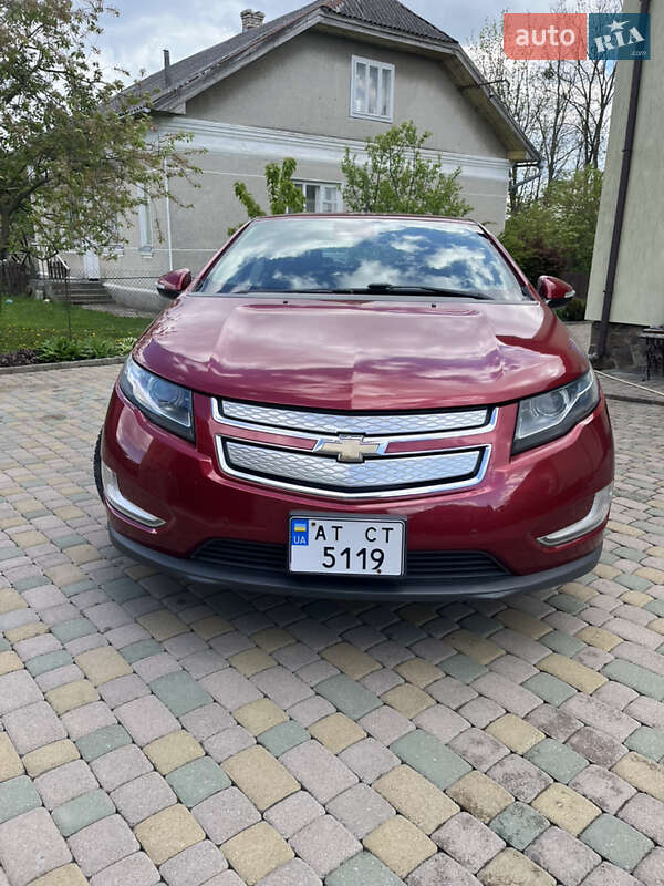Хэтчбек Chevrolet Volt 2014 в Калуше