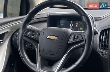 Хэтчбек Chevrolet Volt 2014 в 