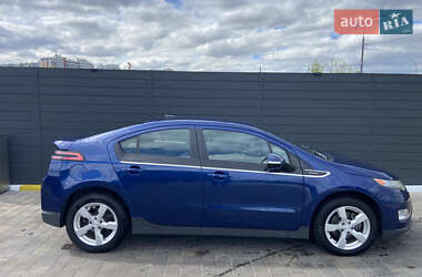 Хэтчбек Chevrolet Volt 2012 в 