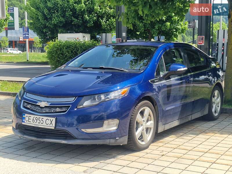 Хэтчбек Chevrolet Volt 2013 в 