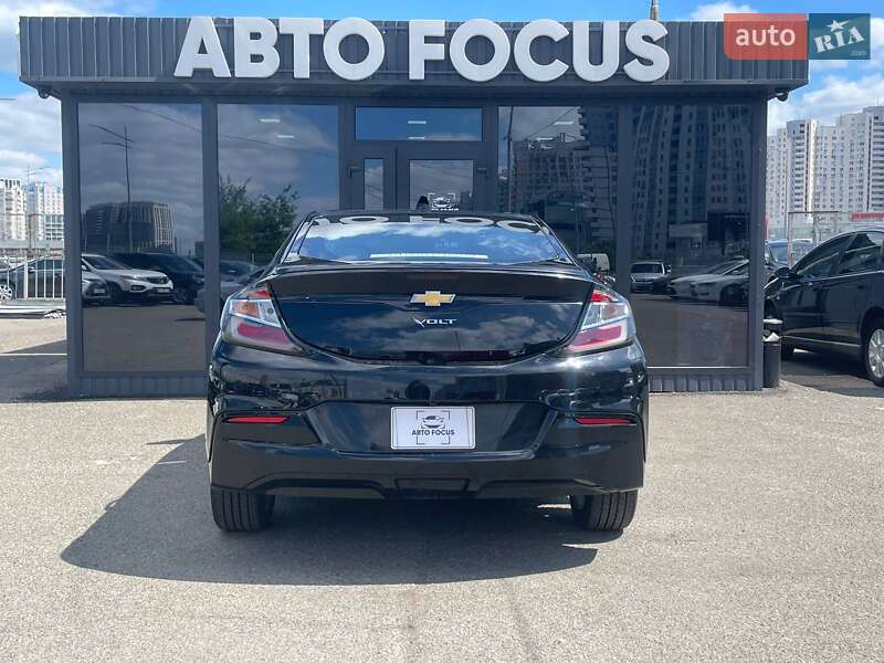 Хэтчбек Chevrolet Volt 2018 в Киеве