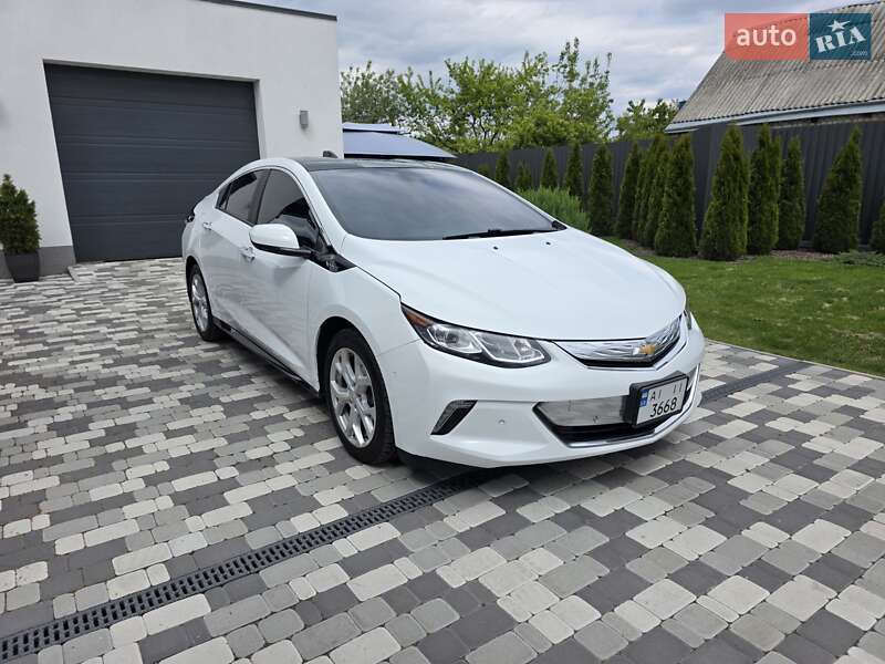Хетчбек Chevrolet Volt 2017 в Києві