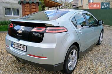Хэтчбек Chevrolet Volt 2012 в 
