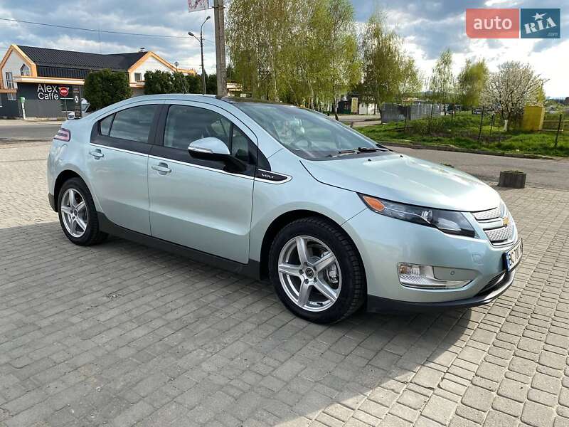 Хэтчбек Chevrolet Volt 2012 в Самборе