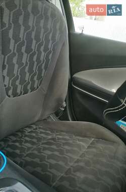 Хэтчбек Chevrolet Volt 2014 в 