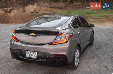 Хетчбек Chevrolet Volt 2016 в 