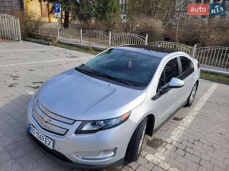 Хэтчбек Chevrolet Volt 2011 в Тернополе