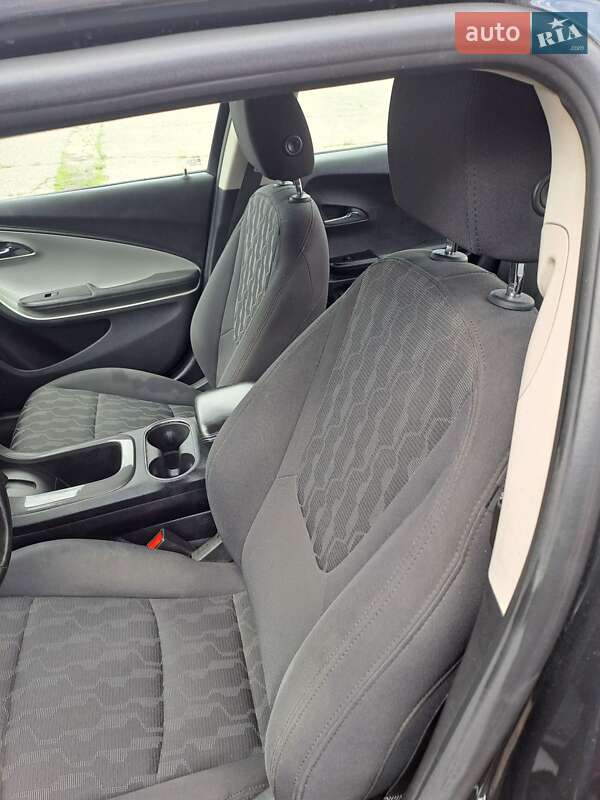 Хэтчбек Chevrolet Volt 2014 в Одессе