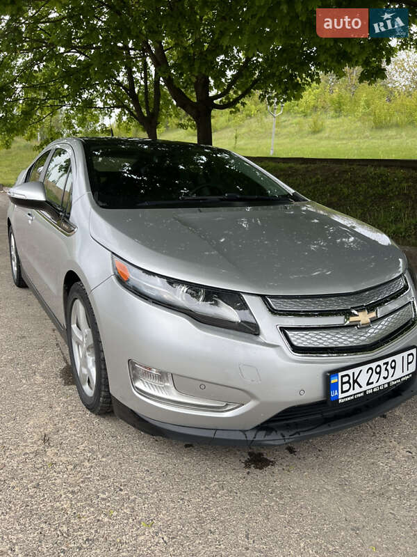 Хетчбек Chevrolet Volt 2012 в 
