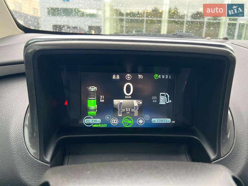 Хэтчбек Chevrolet Volt 2015 в Киеве