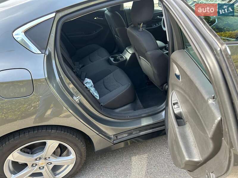 Хетчбек Chevrolet Volt 2016 в Києві фото 11 Хетчбек Chevrolet Volt 2016 в Києві