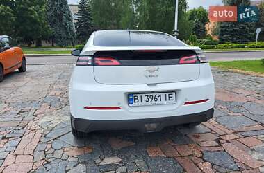 Хетчбек Chevrolet Volt 2013 в 