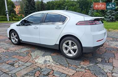 Хетчбек Chevrolet Volt 2013 в 
