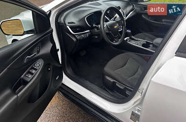 Хэтчбек Chevrolet Volt 2018 в 