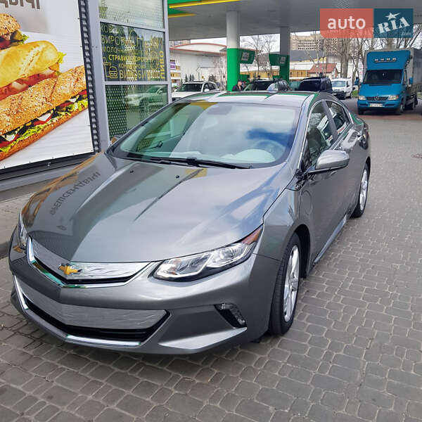 Хэтчбек Chevrolet Volt 2015 в Киеве