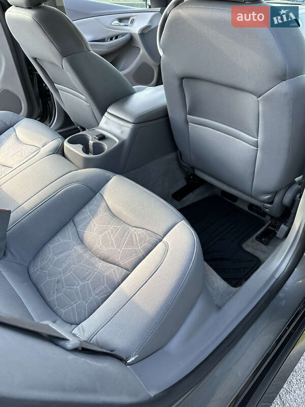 Хэтчбек Chevrolet Volt 2015 в Киеве