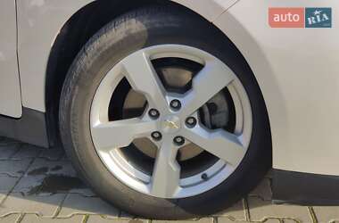 Хэтчбек Chevrolet Volt 2013 в 