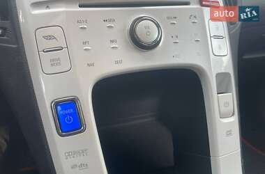 Хэтчбек Chevrolet Volt 2011 в 