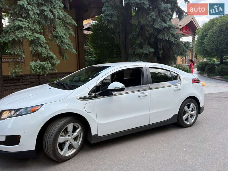 Хэтчбек Chevrolet Volt 2015 в Полтаве фото 5 Хэтчбек Chevrolet Volt 2015 в Полтаве