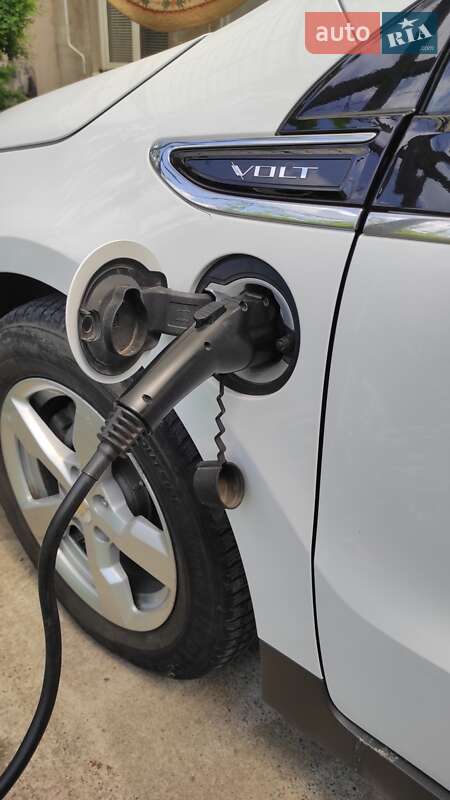 Хетчбек Chevrolet Volt 2015 в Одесі