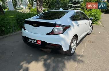 Хэтчбек Chevrolet Volt 2017 в 