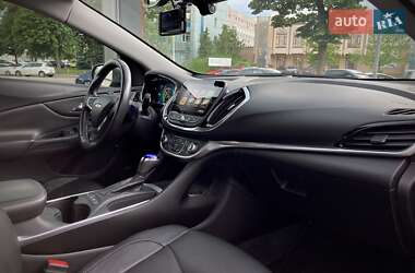 Хетчбек Chevrolet Volt 2018 в 