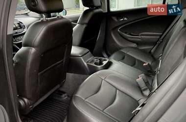 Хетчбек Chevrolet Volt 2018 в 