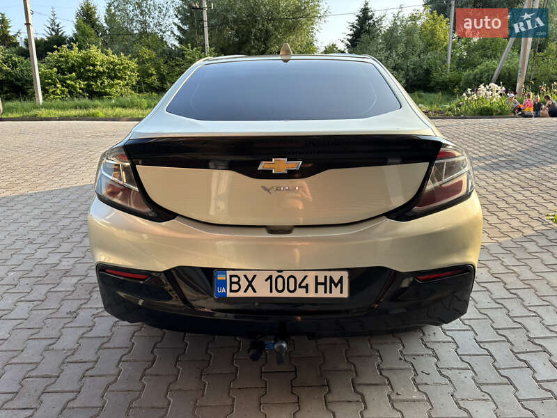 Хэтчбек Chevrolet Volt 2016 в Хмельницком