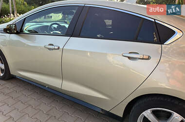 Хетчбек Chevrolet Volt 2016 в 