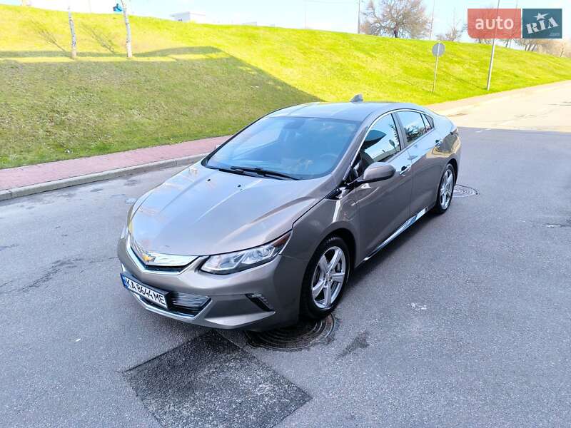 Хетчбек Chevrolet Volt 2017 в Києві
