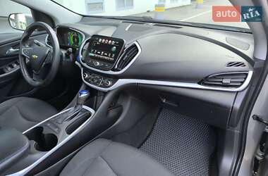 Хэтчбек Chevrolet Volt 2017 в 