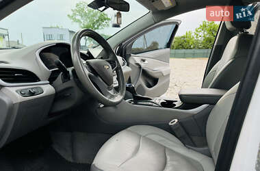 Хетчбек Chevrolet Volt 2017 в 