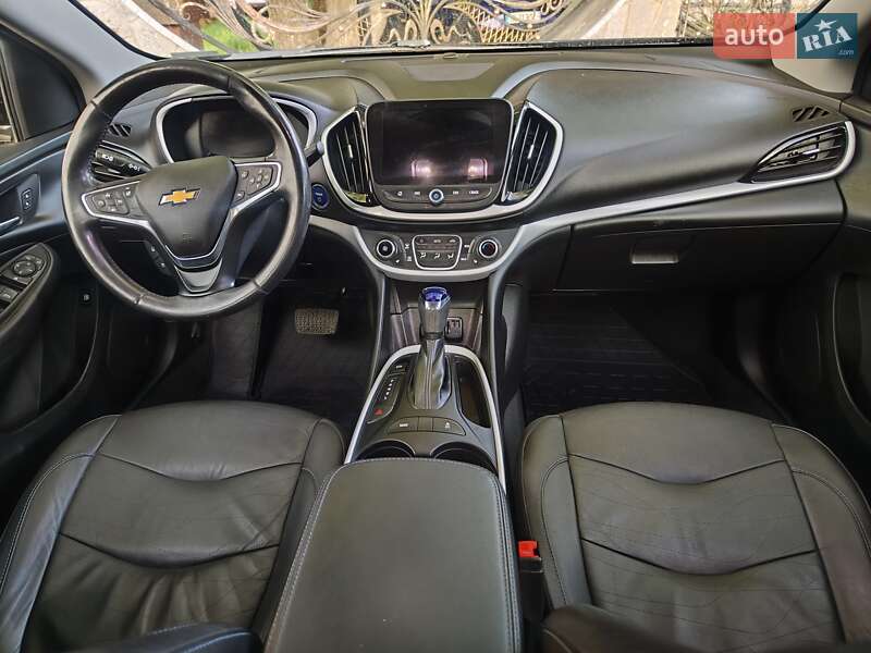 Хэтчбек Chevrolet Volt 2019 в Новых Санжарах