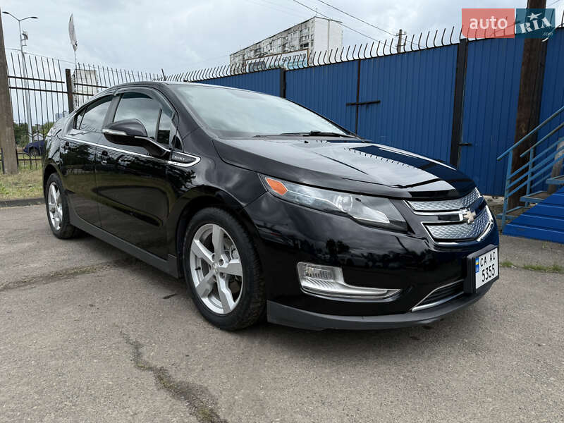 Хетчбек Chevrolet Volt 2015 в Києві
