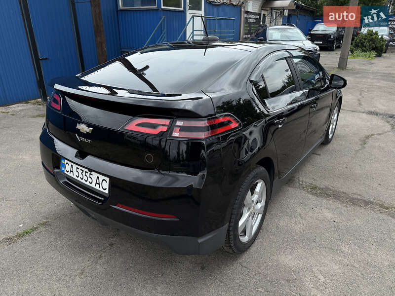 Хетчбек Chevrolet Volt 2015 в Києві