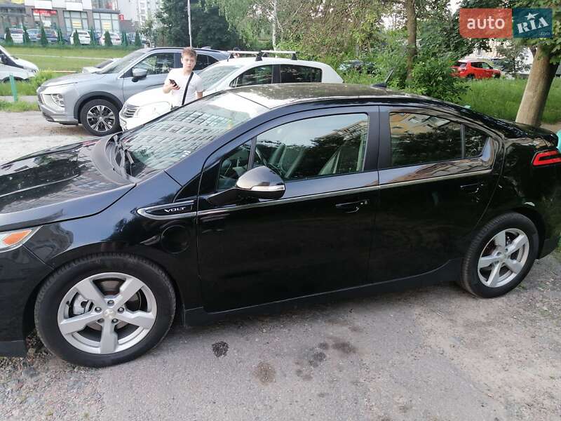 Хетчбек Chevrolet Volt 2012 в Києві фото 9 Хетчбек Chevrolet Volt 2012 в Києві