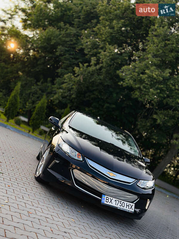 Хэтчбек Chevrolet Volt 2017 в Хмельницком