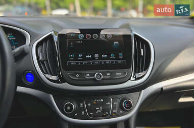 Хэтчбек Chevrolet Volt 2015 в 