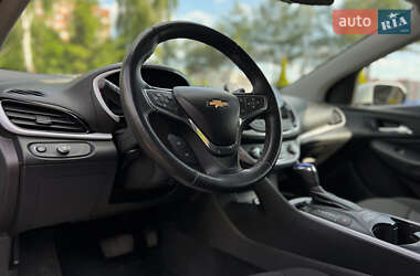 Хэтчбек Chevrolet Volt 2015 в 