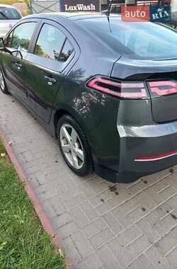 Хэтчбек Chevrolet Volt 2013 в 