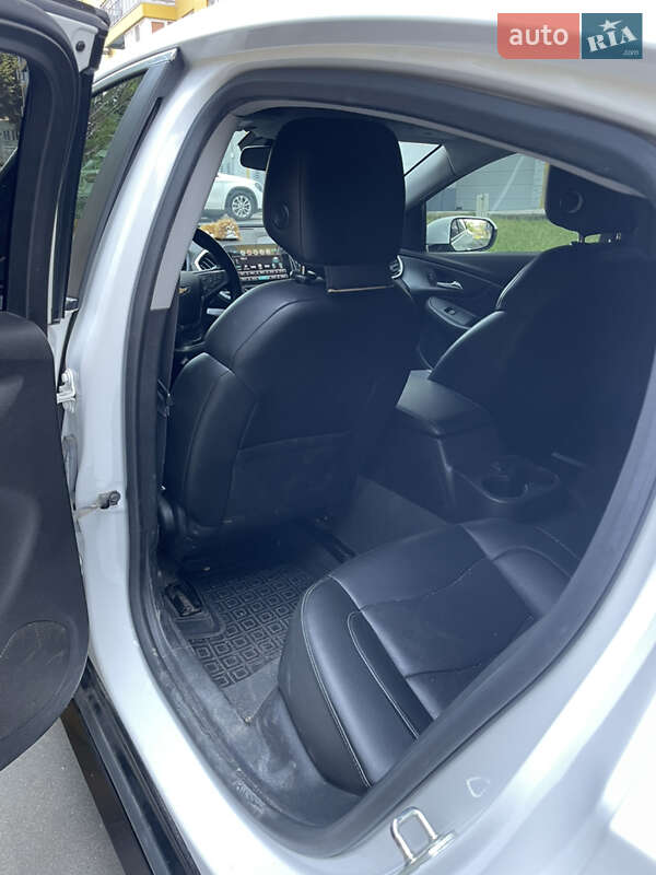 Хэтчбек Chevrolet Volt 2016 в Одессе фото 12 Хэтчбек Chevrolet Volt 2016 в Одессе