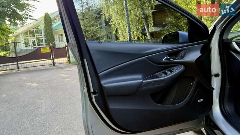 Хетчбек Chevrolet Volt 2017 в Житомирі