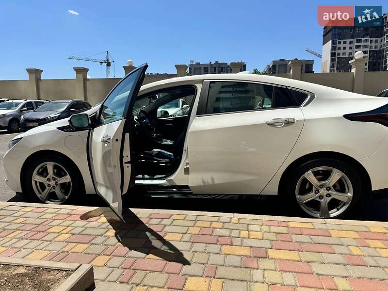 Хэтчбек Chevrolet Volt 2016 в Одессе