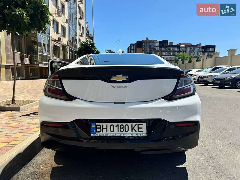 Хэтчбек Chevrolet Volt 2016 в Одессе
