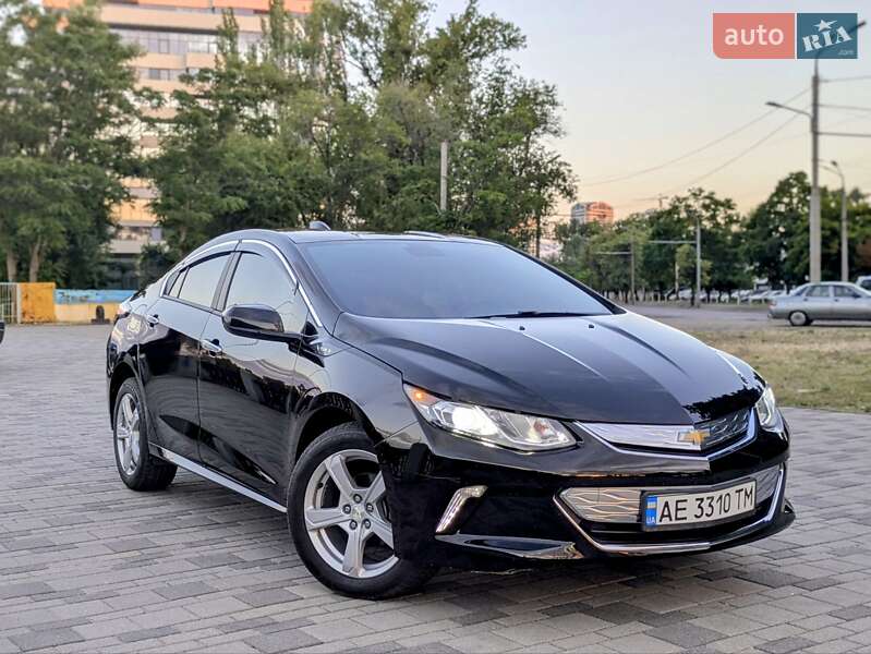 Хэтчбек Chevrolet Volt 2018 в 