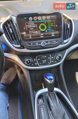 Хетчбек Chevrolet Volt 2018 в 